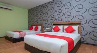 Hotel Aromas Kulai - 2