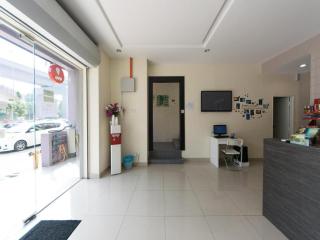 OYO 131 Dejaya Hotel Kota Damansara - Kuala Lumpur - 5