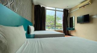 OYO 89752 7 DAYS EXPRESS HOTEL - Batu Pahat - 4