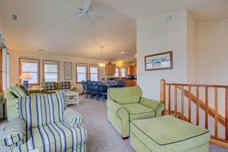 5110 Queen Elizabeths Castle Across from Beach - Kill Devil Hills - 2