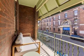 Charming 8 Person Home Near Harbour and Barangaroo - Sydney - 5