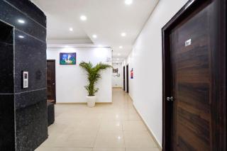 Hotel Frolic Stay - Jāmb - 8
