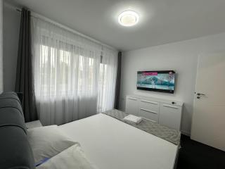 Apartament Ultra Central 4 - 2
