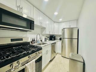Designer 1 Bed 1 Free Parking - Chicago - 2