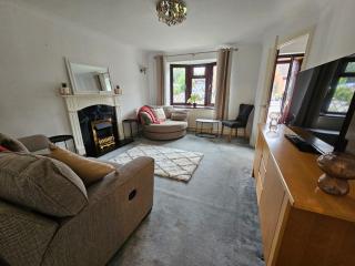 Carey House Contractors Free Parking and WI-FI - Swindon - 5