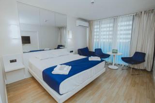 Orbi City Premium Class Aparthotel - 1