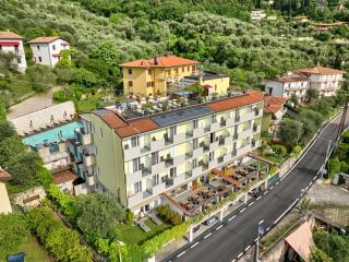 Hotel Villa Smeralda - Malcesine - 8