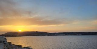 Seafront Penthouse with Large Terrace and Panoramic Views-Mellieha Bay Ghadira - Is-Sellum - 0