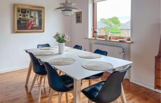 3 Bedroom Lovely Home In Strandby - Strandby - 7