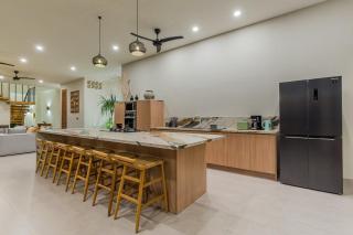 Villa Trindade 5BR, 15m Pool - Seminyak - 1