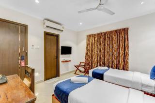 Blossoms Hotel & Service Apartments - Chennai - 4