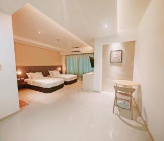 The Sleepy Place - Patong Beach - 6
