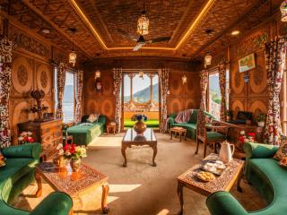 Moustache Houseboat Srinagar - Srinagar - 0