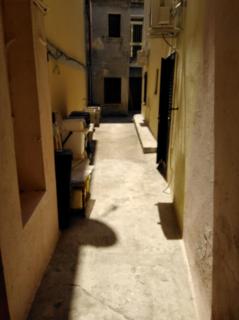 Bilocale vicino mare e in pieno centro cittadino - Roccella Ionica - 9