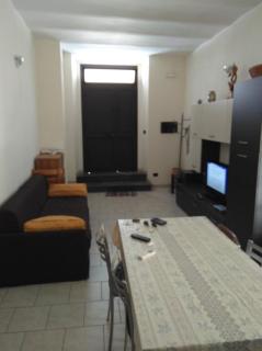 Bilocale vicino mare e in pieno centro cittadino - Roccella Ionica - 7