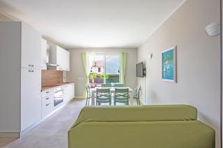 Larius Apartment-Residence with Pool on Lake Como - 3