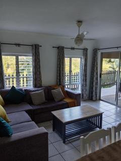50 Chaka's Rock Chalets - Durban - 9