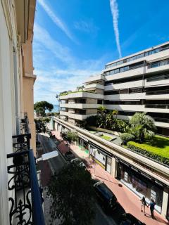 Golden Triangle 2Br/2Ba - Cannes - 4