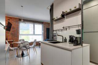 helloGdańsk Wałowa with parking by Lion Apartments - Gdańsk - 6