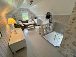 Cozy Guesthouse with Private Garden - Hvasser - 4