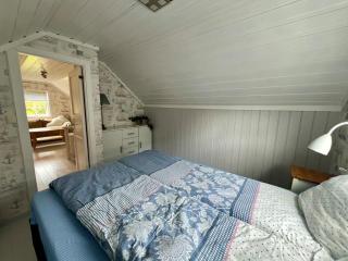 Cozy Guesthouse with Private Garden - Hvasser - 1