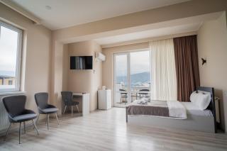 White House - Tiflis - 7