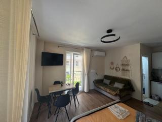 Cozy Nest Near The Sea - Durazzo - 2