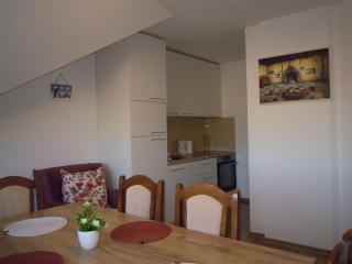 Cozy Home, Central Quiet 2 - 1