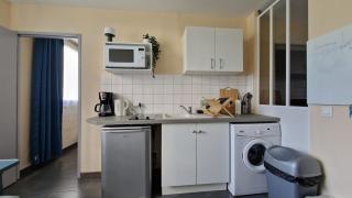 Essentiel et Intemporel Lyon 8 Appartement Confort avec Chambre Parking et Fibre - Lione - 6