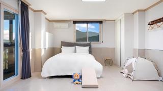 Namhae Dangdangi Dog Pension Blue - 6