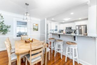 Ardmore Neighborhood Gem - pet and kid friendly - 6