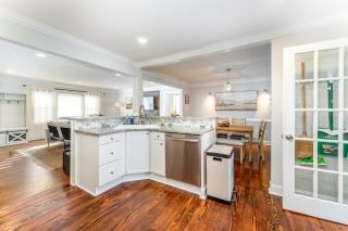 Ardmore Neighborhood Gem - pet and kid friendly - 5