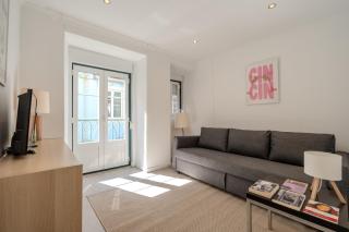 Chiado Meets Bairro Apartment - 7