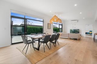 House Naomi - Martinborough Holiday Home - 4