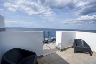 Mare | Fronte Mare con Balcone – Vicino al Centro Storico - 5