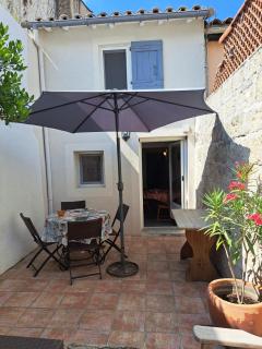Maison typique intra-muros - Aigues-Mortes - 5