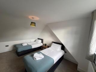 Luton Central House - Luton - 4