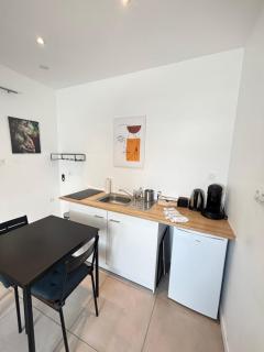 Soh Rent Strasbourg Studio 1Tv - Wifi proche gare - Strasbourg - 4