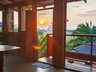 Fieldlight & pool - Mae Rim - 0