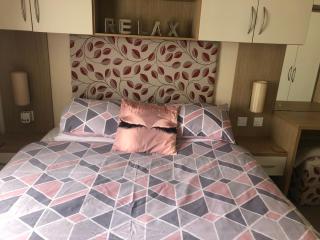 2 Bedrooms 6 Berth lovely caravan on Lydo Beech - Prestatyn - 5