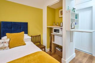 Host & Stay - Garden Studio - 1