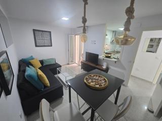 APARTAMENTO CON ENCANTO Y UBICACIÓN PERFECTA - Cádis - 6