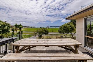 Te Tiriti Beach House - Paihia Holiday Home - Paihia - 0