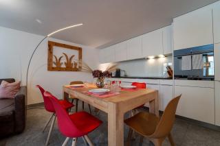 Stilvolle Ferienwohnung 1-6 Pers - Chasa32 OG - Guarda - 0
