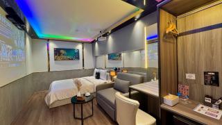 M&H Lux Hotel - 8
