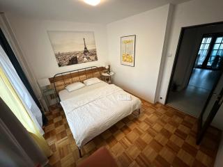 Green Apartment 4-26 Mircea Voda - Bukarest - 7
