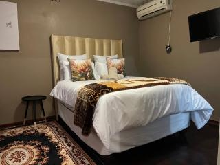 Homely Home Guest House - Roodepoort - 6