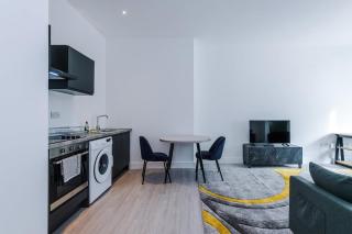 Cohost Partners Cozy Stay Heart of Warrington - Warrington - 8