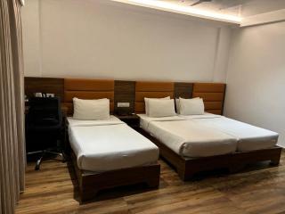 Triton Suites By Bestinn Leisure - Bangalore - 4