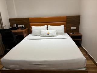 Triton Suites By Bestinn Leisure - Bangalore - 1